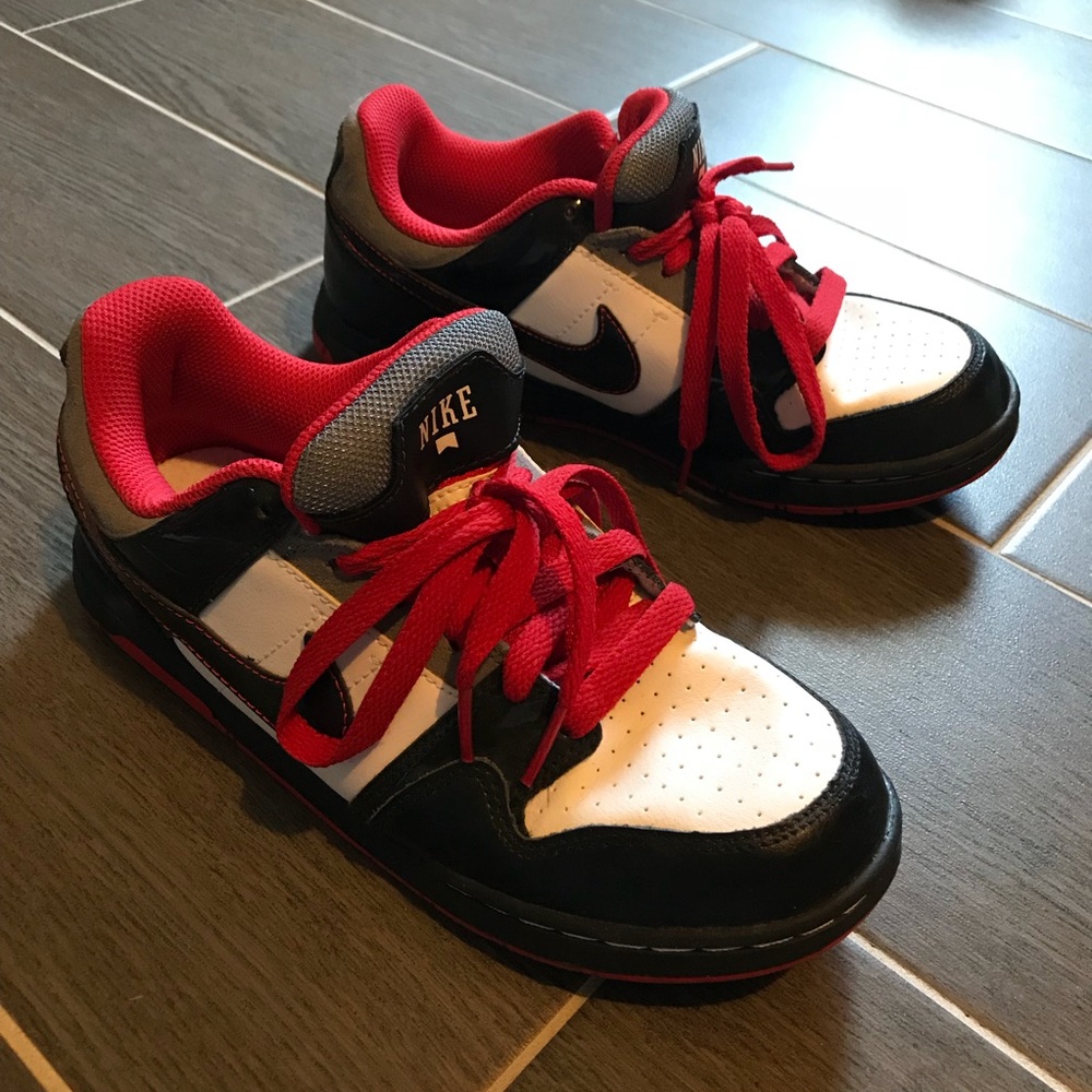 Nike SB shoes kids 5.5Y or women’s 7.5